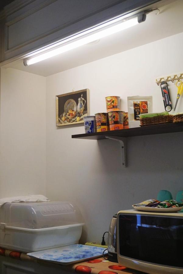 Manee Guesthouse And Record บ้านมานี Чиангмай Екстериор снимка